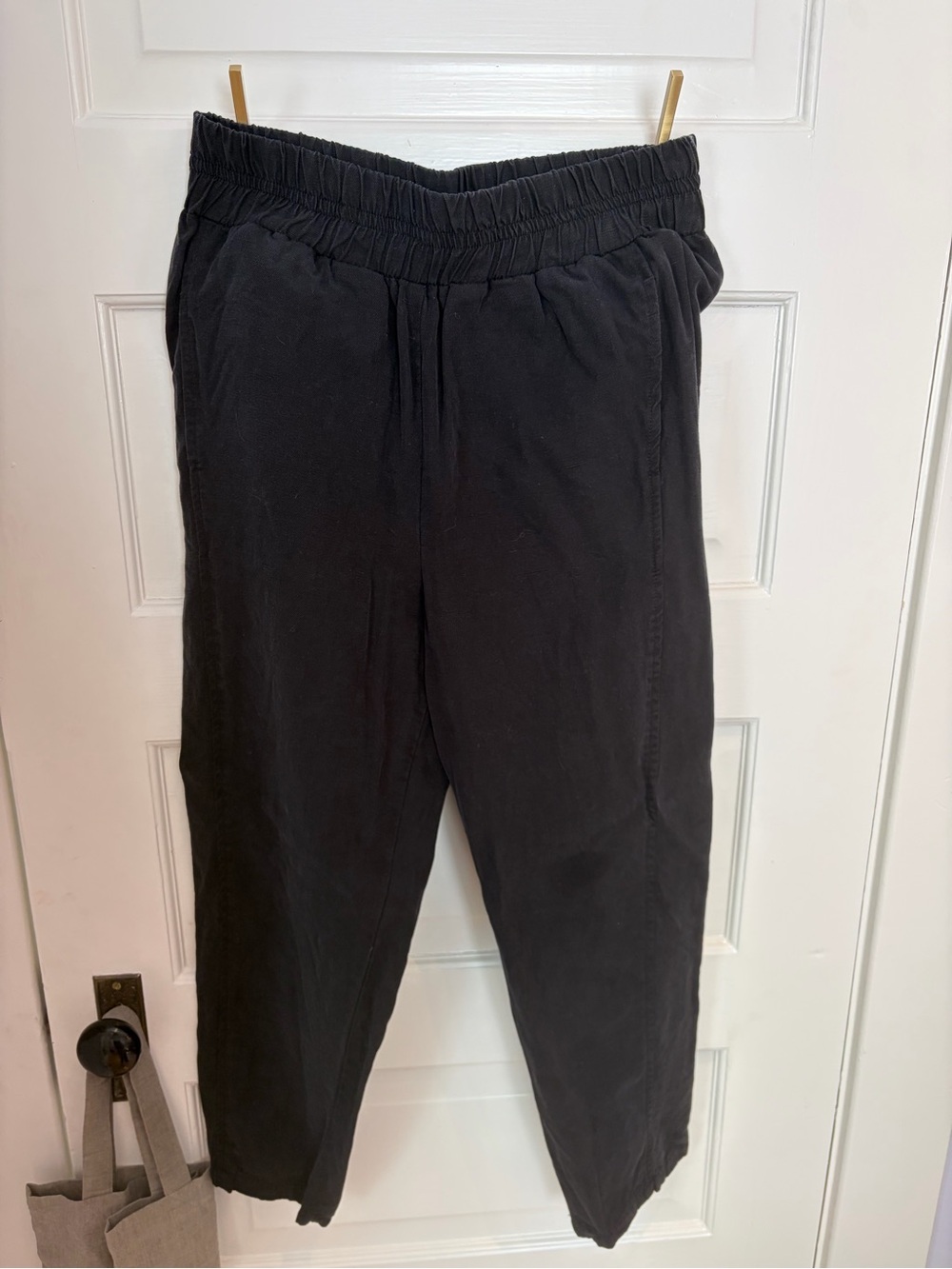 Hatch Black Straight-Leg Elastic-Waist Pants